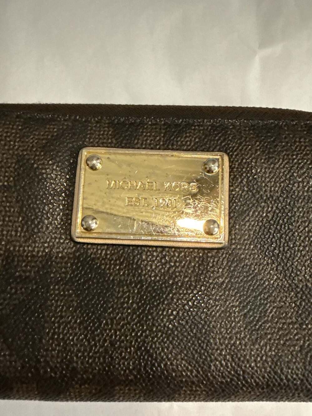 Michael Kors wallets for women - Picture 2 of 11